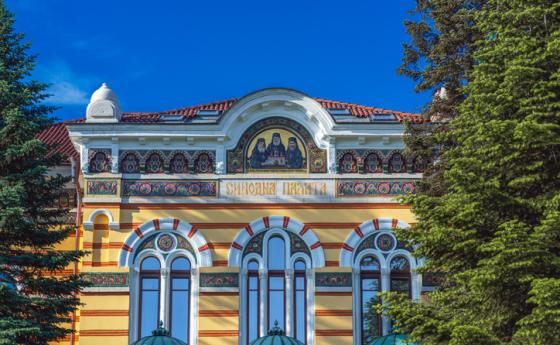 Не можем да стоим безучастни и безмълвни пред страданието, болката и мъките, които