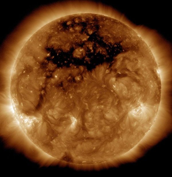 Снимка: НАСА/SDO, Wikimedia Commons
