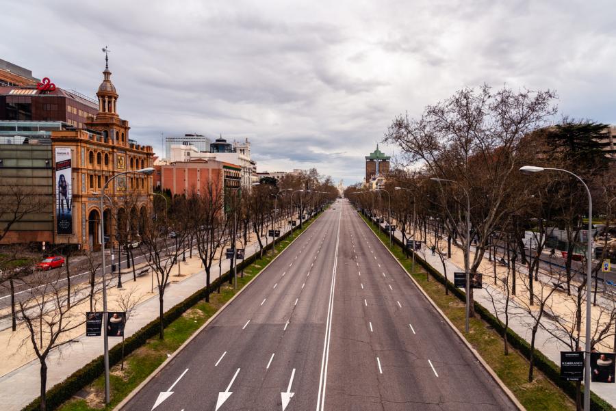 Както навсякъде и улиците в испанските градове опустяха, снимки: iStock