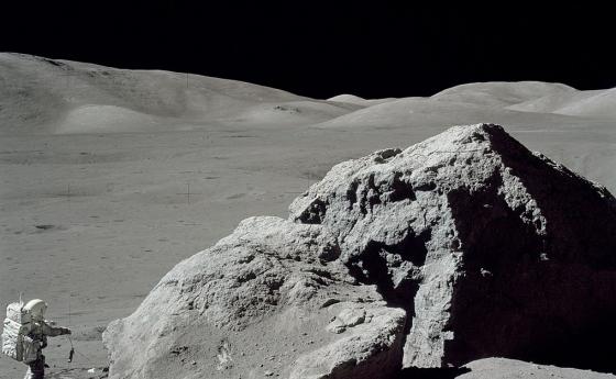 На Луната има кислород за милиарди земляни за 100 000 години напред