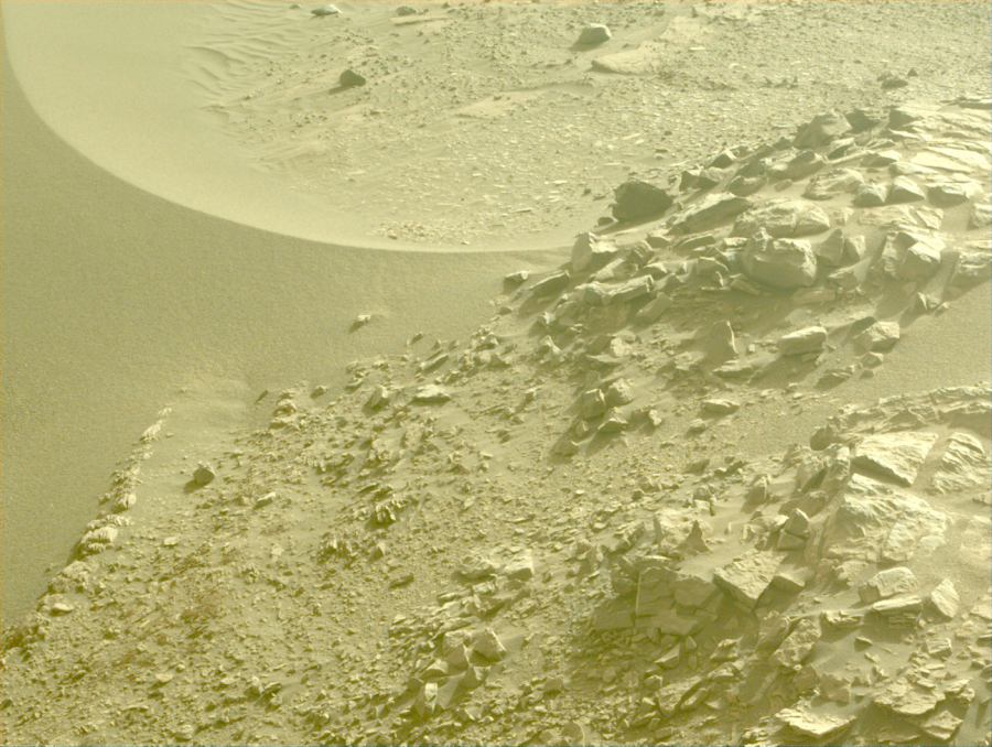Това изображение е получено от Марс на 13 септември 2022 г. (Sol 556) NASA/JPL-Caltech