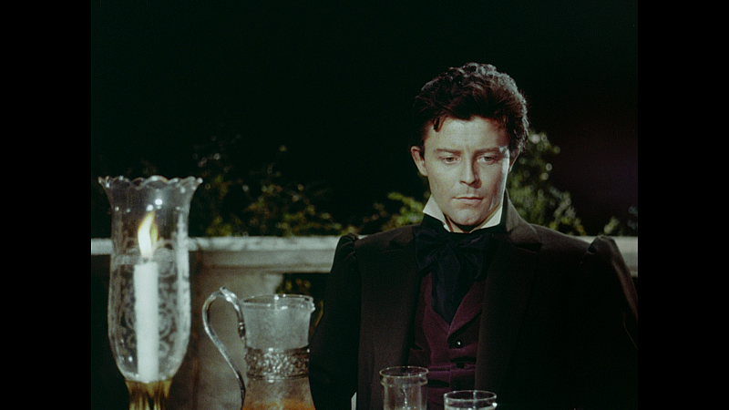 Жерар Филип в ролята на Жулиен Сорел, ”Червено и черно”, 1954 г., реж. Клод-Отан Лара